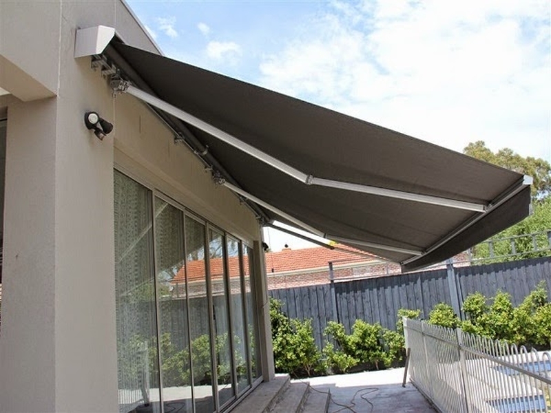 Custo para Fazer Toldo Retratil com Braço Articulado Centro - Toldo Articulado Retrátil