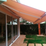 toldo com braço articulado preço Saúde